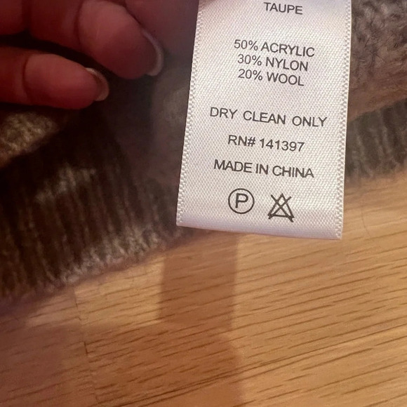 The tea time sweater size large - Picture 4 of 5